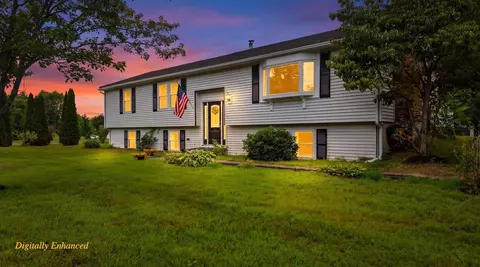 16 Roberts Rd, Litchfield, NH 03052