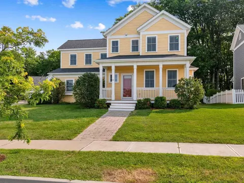 61 Preserve Rd, South Burlington, VT 05403