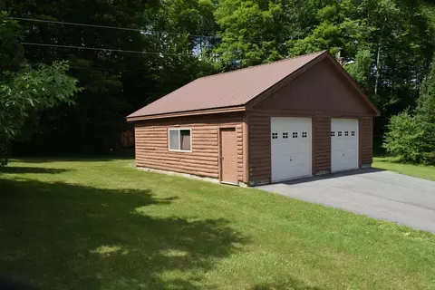 Exterior - 2155 Fellows Rd, Guildhall, VT 05905 photo 9 of 19