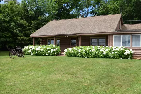Exterior - 2155 Fellows Rd, Guildhall, VT 05905 photo 2 of 19