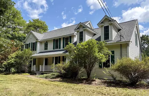 89 Seaverns Bridge Rd, Amherst, NH 03031