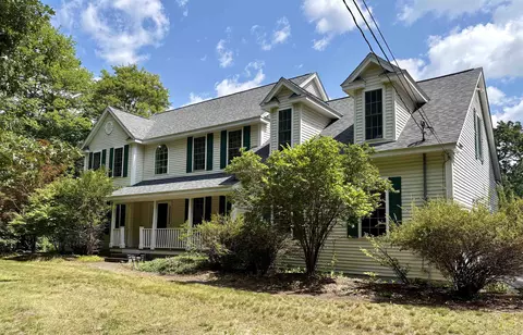 89 Seaverns Bridge Rd, Amherst, NH 03031
