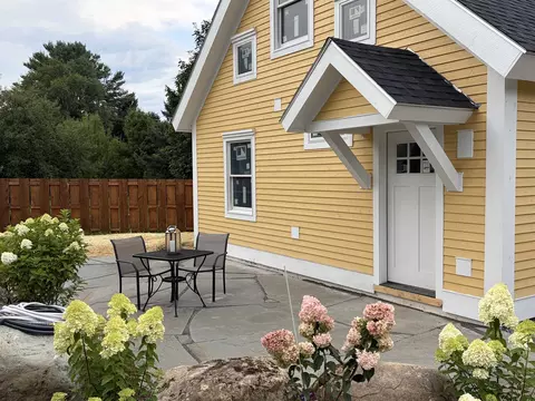 35 Home Acre St, Morristown, VT 05661
