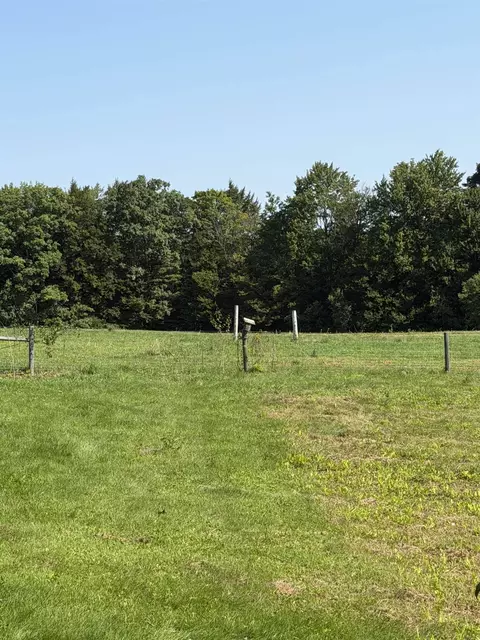 125 Old Dublin Rd, Peterborough, NH 03458