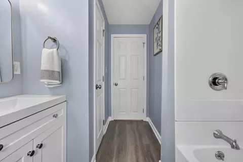 Entry Way - 35 Drew Rd, Derry, NH 03038 photo 1 of 4