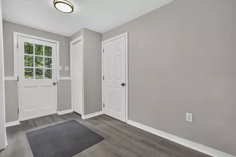 Entry Way - 35 Drew Rd, Derry, NH 03038 photo 2 of 4