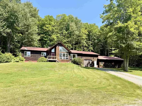 268 Mayotte Rd, Fletcher, VT 05444