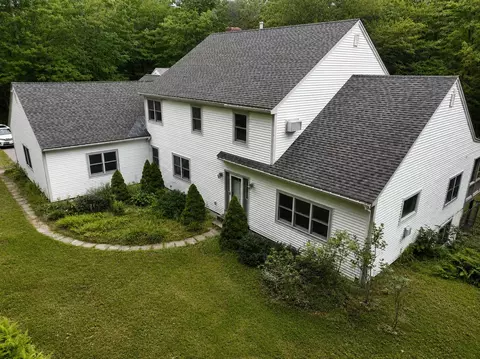 127 Brimstone Corner Rd, Hancock, NH 03449
