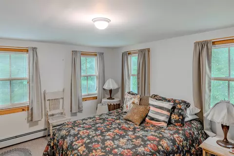 Bedroom - 10 Hummingbird Ln, Bath, NH 03740 photo 6 of 6