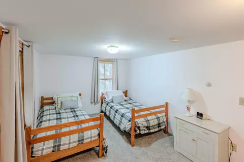 Bedroom - 10 Hummingbird Ln, Bath, NH 03740 photo 3 of 6