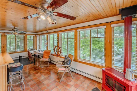 Dining - 10 Hummingbird Ln, Bath, NH 03740 photo 1 of 2