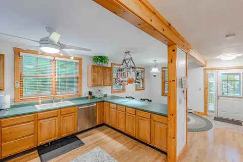 Kitchen - 10 Hummingbird Ln, Bath, NH 03740 photo 1 of 1