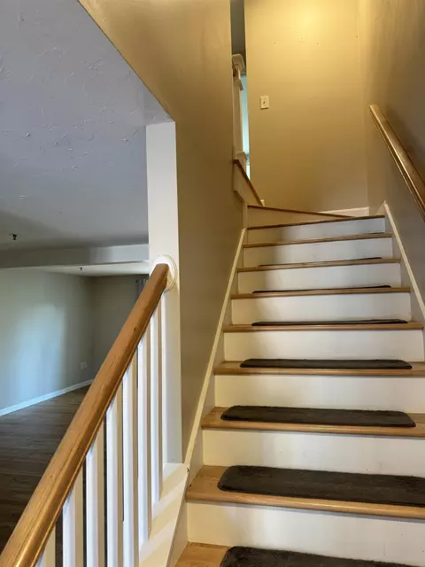 Entry Way - 45 Bridle Path, Dover, NH 03820 photo 2 of 3