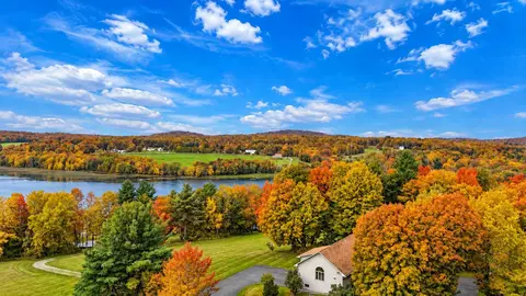 580 Hayward Rd, Derby, VT 05829
