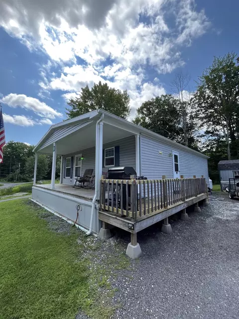 88 Slate Creek Trl, Castleton, VT 05735 photo 3