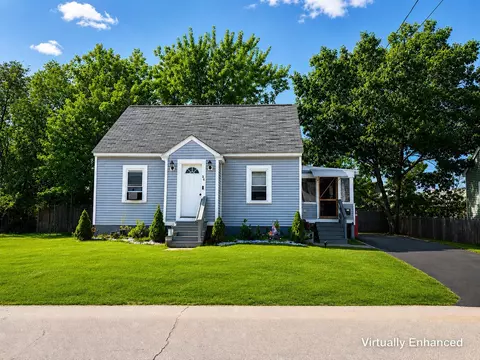 34 Alpheus St, Manchester, NH 03103