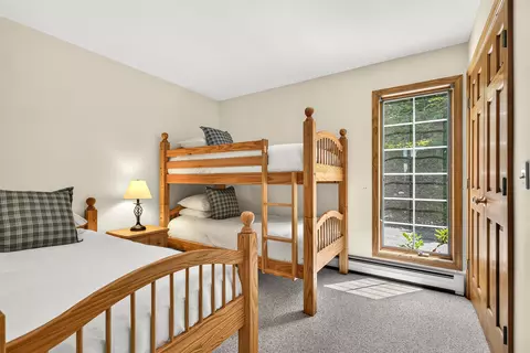 Bedroom - 72 Benson Fuller Rd, Winhall, VT 05340 photo 5 of 9
