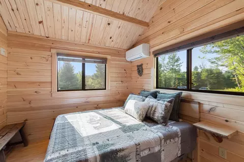 Bedroom - 62 S Bear Swamp Rd, Middlesex, VT 05602 photo 5 of 10