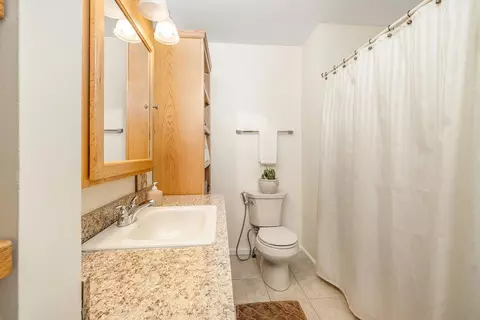 Bath - 1465 Hooksett Rd #125, Hooksett, NH 03106 photo 2 of 2