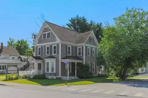 195 S Main St, Newmarket, NH 03857