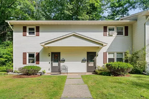 86 Pinecrest Dr #10F, Essex Junction, VT 05452