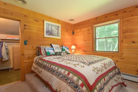 Bedroom - 220 Ellison Loop, Ludlow, VT 05149 photo 4 of 8