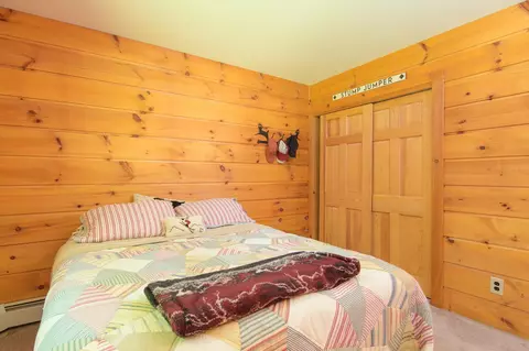 Bedroom - 220 Ellison Loop, Ludlow, VT 05149 photo 3 of 8