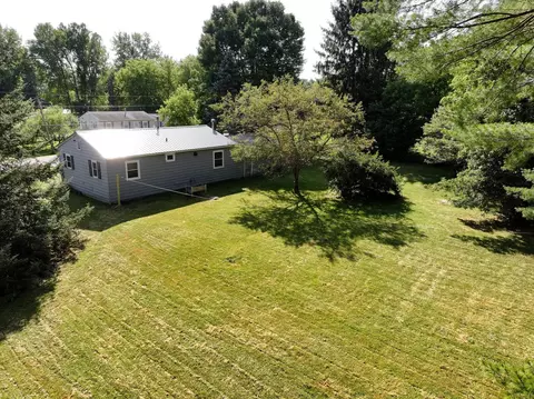 Exterior - 92 Sunny View Dr, Jericho, VT 05465 photo 2 of 14