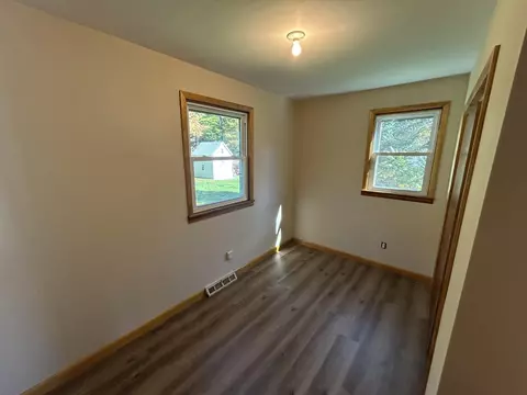 Bedroom - 92 Sunny View Dr, Jericho, VT 05465 photo 5 of 6