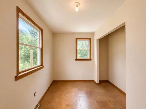 Bedroom - 92 Sunny View Dr, Jericho, VT 05465 photo 2 of 5