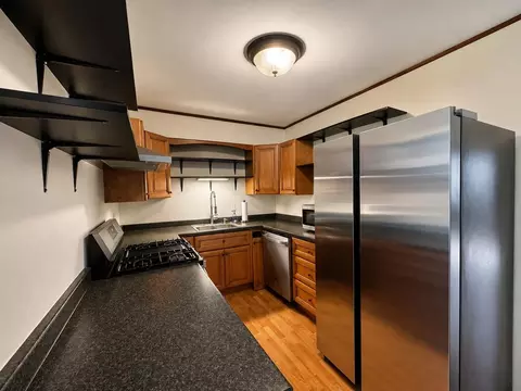 Kitchen - 92 Sunny View Dr, Jericho, VT 05465 photo 1 of 3