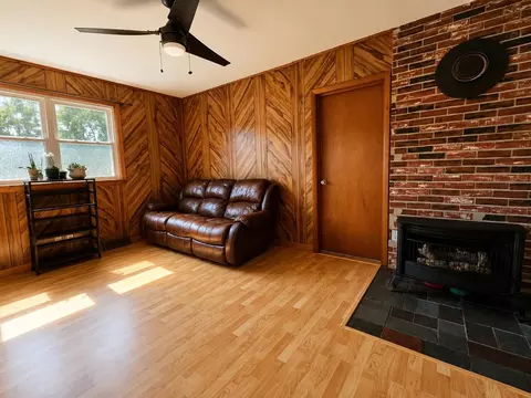 Living - 92 Sunny View Dr, Jericho, VT 05465 photo 1 of 3