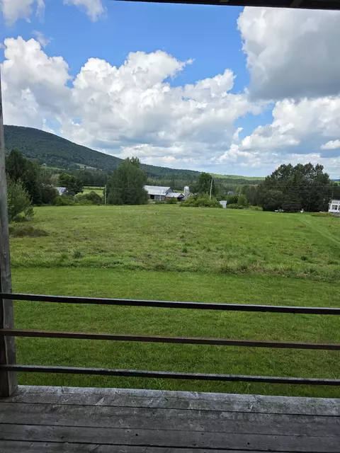 Exterior - 752 Cook Rd, Barton, VT 05822 photo 7 of 8