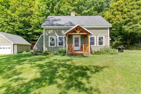 76 Rooney Dr, Jeffersonville, VT 05464
