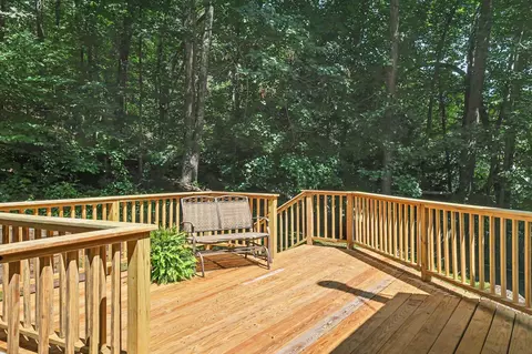 Exterior - 33 Oriole Rd, Windham, NH 03087 photo 4 of 11