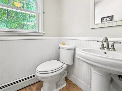 Bath - 33 Oriole Rd, Windham, NH 03087 photo 1 of 4