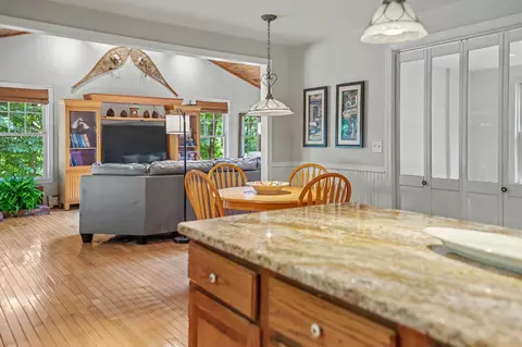 Kitchen - 33 Oriole Rd, Windham, NH 03087 photo 5 of 5