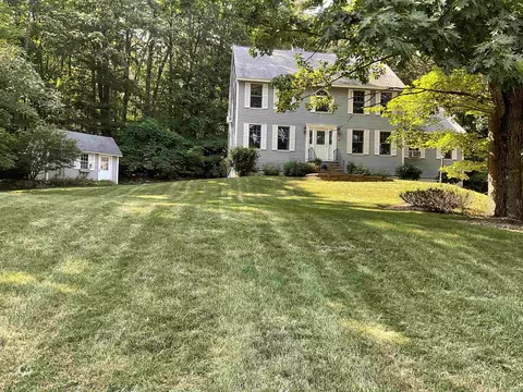 Exterior - 33 Oriole Rd, Windham, NH 03087 photo 2 of 11
