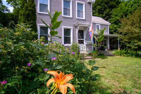 85 Highland Ave, Hinsdale, NH 03451