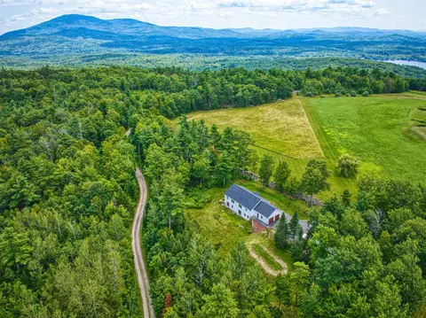 1 Messer Rd, Wilmot, NH 03287