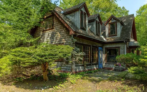 180 Washington Pond Rd, Marlow, NH 03456