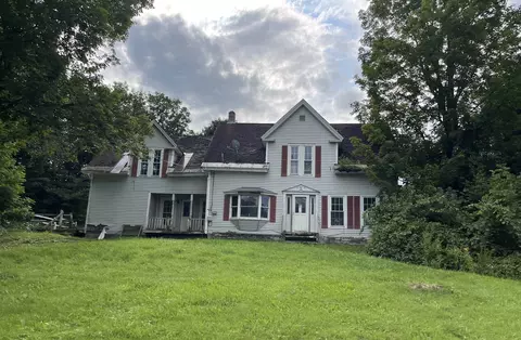 2612 Glover St, Glover, VT 05839