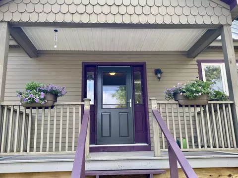 Exterior - 160 Grove Rd, Barnard, VT 05031 photo 7 of 9