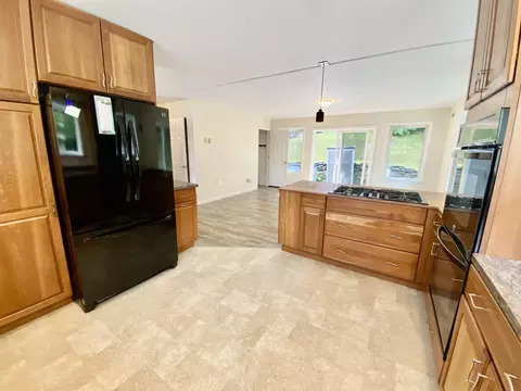 Kitchen - 160 Grove Rd, Barnard, VT 05031 photo 4 of 4
