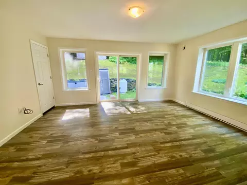 Living - 160 Grove Rd, Barnard, VT 05031 photo 2 of 5