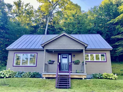 160 Grove Rd, Barnard, VT 05031