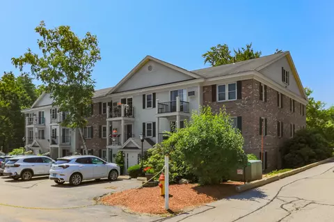 6 Northbrook Dr #609, Manchester, NH 03102