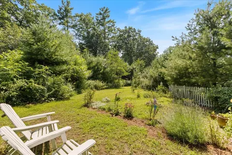 Exterior - 26 Blake Rd, Epping, NH 03042 photo 5 of 9