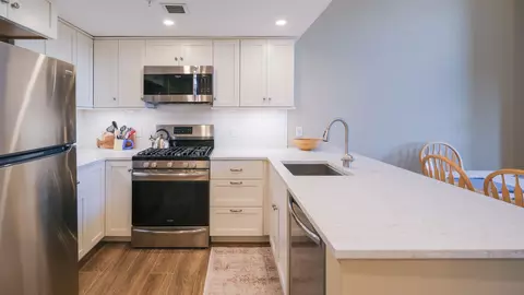 Kitchen - 35 White Loop #B301, Ludlow, VT 05149 photo 2 of 2