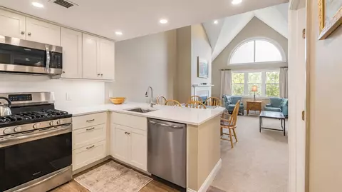 Kitchen - 35 White Loop #B301, Ludlow, VT 05149 photo 1 of 2